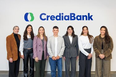 Credia Bank, Αθλητές, Υποστήριξη