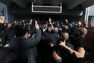 οφη υποδοχή αεροδρόμιο