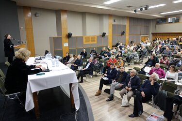 Η Πρόεδρος της Ιστορικής, Λαογραφικής και Αρχαιολογικής Εταιρείας Κρήτης (ΙΛΑΕΚ) και Επίτιμη Γενική Διευθύντρια Αρχαιοτήτων και Πολιτιστικής Κληρονομιάς Μαρία Βλαζάκη, εξέφρασε την αισιοδοξία της ότι, μετά τη σχετική εγγραφή στην UNESCO, θα διευκολυνθεί η διαδικασία ώστε να ενταχθούν στο μέλλον εύκολα και άλλα σπουδαία ανάκτορα της Κρήτης.