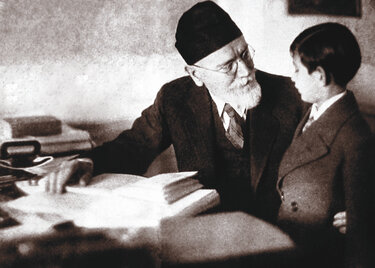 Ο Ελευθέριος Βενιζέλος με τον αγαπημένο του εγγονό, Λευτεράκη, 1931.