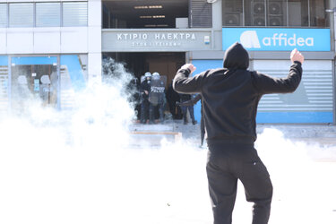 Συλλαλητήριο για τα Τέμπη: Φωτογραφίες από τα επεισόδια στο κέντρο του Ηρακλείου