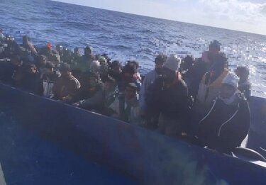 Μετανάστες, Καλοί Λιμένες