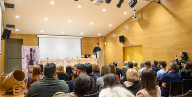 μουσειο καζαντζάκη ετικέτα επετειακός οίνος