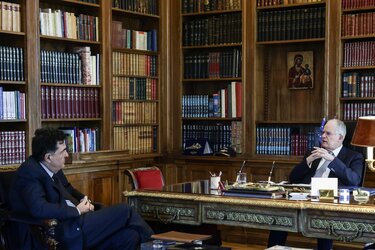 Κωνσταντίνος Τασούλας, Αλέξης Παπαχελάς