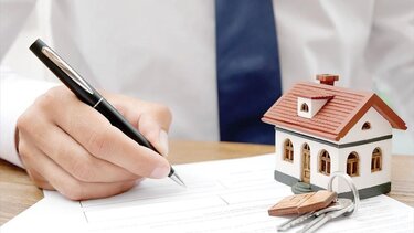 Ακίνητα: Νέα αναβολή στον φόρο υπεραξίας - Τι πρέπει να προσέξουν οι φορολογούμενοι