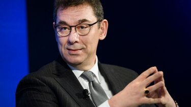 Άλμπερτ Μπουρλά: Ο ιός θα συνεχίσει να υπάρχει τα επόμενα 10 χρόνια