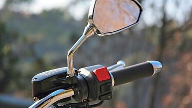 Μπαμπάς και γιος τραυματίστηκαν σε τροχαίο