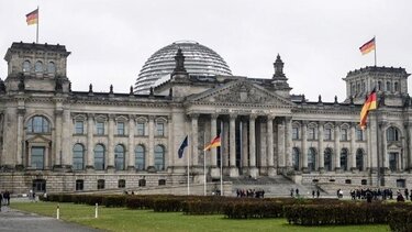 Γερμανία: Η ΕΕ οφείλει να παρατείνει την προσωρινή άρση ισχύος του Συμφώνου Σταθερότητας