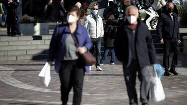 Κορωνοϊός: 13.429 κρούσματα σήμερα, 342 διασωληνωμένοι, 52 θάνατοι