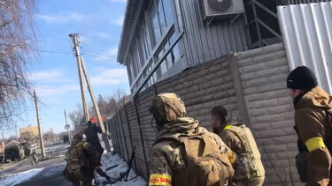 Πόλεμος στην Ουκρανία: Οδομαχίες στο Χάρκοβο μετά τη ρωσική εισβολή