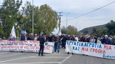Συνεχίζουν τις κινητοποιήσεις τους οι αγρότες των Χανίων