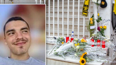 Ξέσπασε η μάνα του Άλκη Καμπανού: «Το δικό μου το παιδί δεν μπορεί να πάρει πτυχίο»