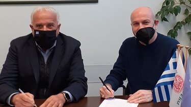 Υπογραφή σύμβασης από τη ΔΕΥΑΗ