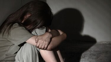Σεξουαλική κακοποίηση παιδιών: Πώς μπορούν να προστατεύσουν οι γονείς τα παιδιά τους;