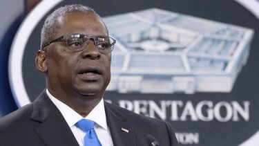  Ο υπουργός Άμυνας των ΗΠΑ συνομίλησε με τον Ουκρανό ομόλογό του 