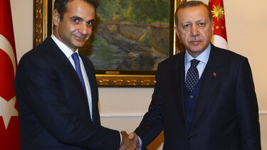 ΣΥΡΙΖΑ: Θετική εξέλιξη η συνάντηση Μητσοτάκη – Ερντογάν, εάν επιβεβαιωθεί