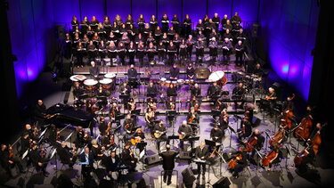 Άξιον Εστί: Μάγεψαν το κοινό οι καλλιτέχνες