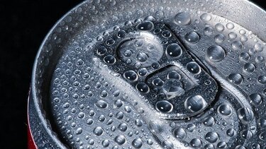 Oι έγκυες πρέπει να αποφεύγουν τα αναψυκτικά διαίτης