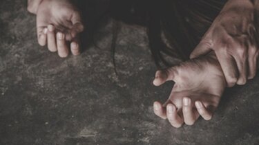 Συνελήφθη 40χρονος που φέρεται να βίασε δύο φορές 66χρονη μέσα στο σπίτι της