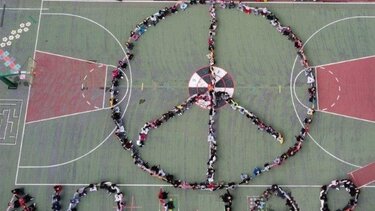 Φιλειρηνικές δράσεις στα Δημοτικά Σχολεία των Μαλίων