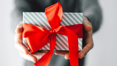 Εορτολόγιο: Ποιοι γιορτάζουν σήμερα 30 Ιανουαρίου