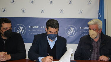 Νέα έργα αναπλάσεων σε δύο πλατείες των Χανίων