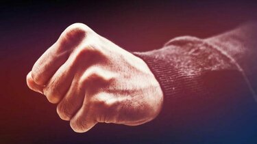 Άγρια συμπλοκή μαθητών στη Νάξο