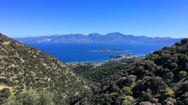 Ο Ορειβατικός Σύλλογος Αγίου Νικολάου πάει... Λίμνες