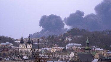Τους 4 έφτασαν οι νεκροί από τη ρωσική επίθεση στη Λβιβ