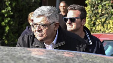 Αποφυλάκιση Μιχαλολιάκου: "Προσβολή στα θύματα της Χρυσής Αυγής", λένε οι συνήγοροι της οικογένειας