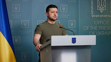 Ζελένσκι: Περίπου 1300 Ουκρανοί στρατιώτες έχουν σκοτωθεί από την αρχή της ρωσικής εισβολής