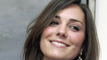 Κέιτ Μίντλετον: Ο αμήχανος τρόπος που η μητέρα της Κάρολ έμαθε για τον αρραβώνα της