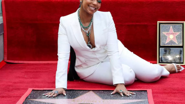 Η Ashanti απέκτησε αστέρι στη Λεωφόρο της Δόξας στο Χόλιγουντ