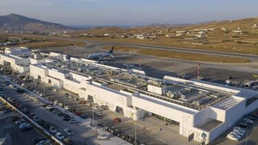 Αλλάζει όνομα το αεροδρόμιο της Μυκόνου προς τιμήν της ηρωίδας του 1821 Μαντώ Μαυρογένους