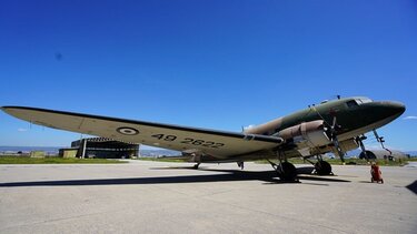 Η θρυλική Dakota ζεσταίνει τις μηχανές της για να πετάξει το 2022