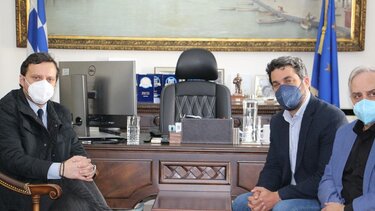 Στον Δήμαρχο Χανίων, Π. Σημανδηράκη ο Βουλευτής του ΚΙ.ΝΑΛ, Α. Πάνας