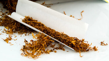 Ο παράνομος καπνός τον έβαλε σε μπελάδες