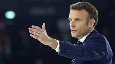 Όταν ο Εμανουέλ Μακρόν ζήτησε να διακοπεί η Eurovision 