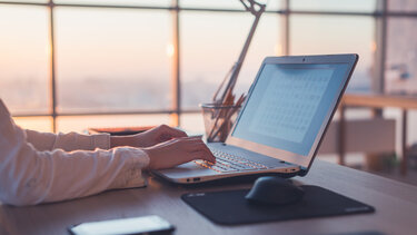 Τηλεργασία: Οι παγίδες και πώς να προστατευθείτε