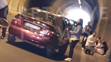 Τροχαίο ατύχημα στη Σήραγγα Βραχασίου