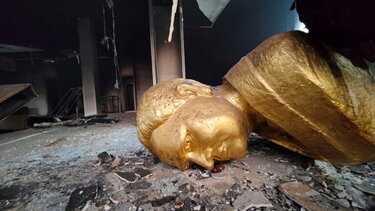 Σρι Λάνκα: Ορκίστηκε νέος πρωθυπουργός στην σκιά των πολύνεκρων επεισοδίων