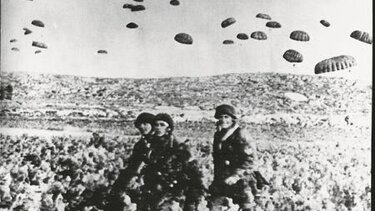 To tweet του Υπουργού για τη Μάχη της Κρήτης 