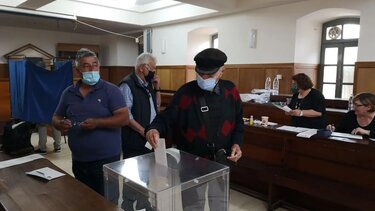 Εκλογές ΚΙΝΑΛ: Γκρίνια και παραίτηση στα Χανιά