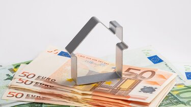 Πάνω από το 40% του εισοδήματος "πάει" σε έξοδα στέγασης