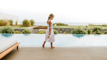 Εξαρθρώθηκε σπείρα που έκλεβε βίλες στη Μύκονο