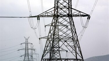 Προθεσμία από τη ΡΑΕ για απόσυρση των παραπλανητικών διαφημίσεων προμηθευτών ηλεκτρικής ενέργειας