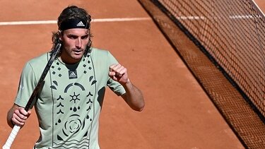 Άντεξε ο Τσιτσιπάς και πήρε μεγάλη πρόκριση!