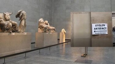 Κρητικιά διηγείται: Πληθαίνουν οι Βρετανοί που στηρίζουν την επιστροφή των Γλυπτών του Παρθενώνα