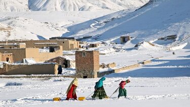 Αφγανιστάν: Δώδεκα παιδιά πέθαναν από τα χιόνια στην επαρχία Κουνάρ