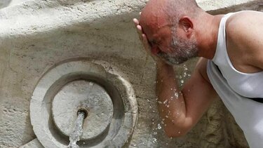 Καύσωνας: Σοβαρή απειλή για την καρδιά – 5 tips προστασίας